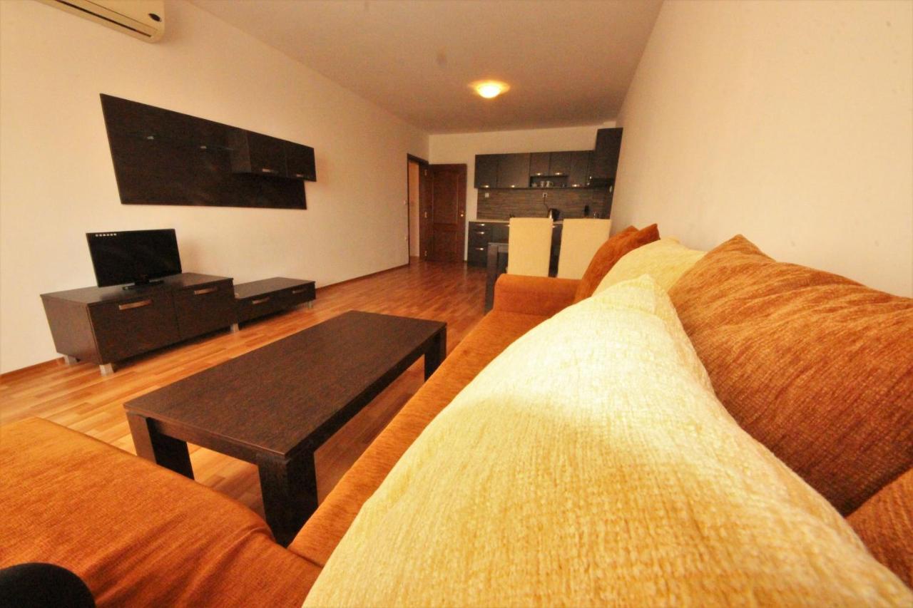 Menada Diamant Apartments Slăntjev Brjag Exteriör bild