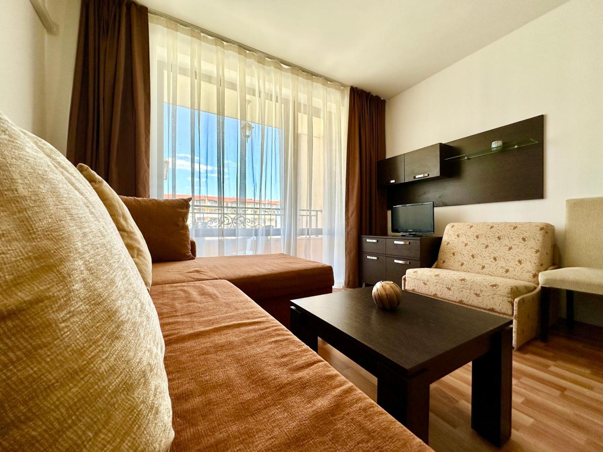 Menada Diamant Apartments Slăntjev Brjag Rum bild