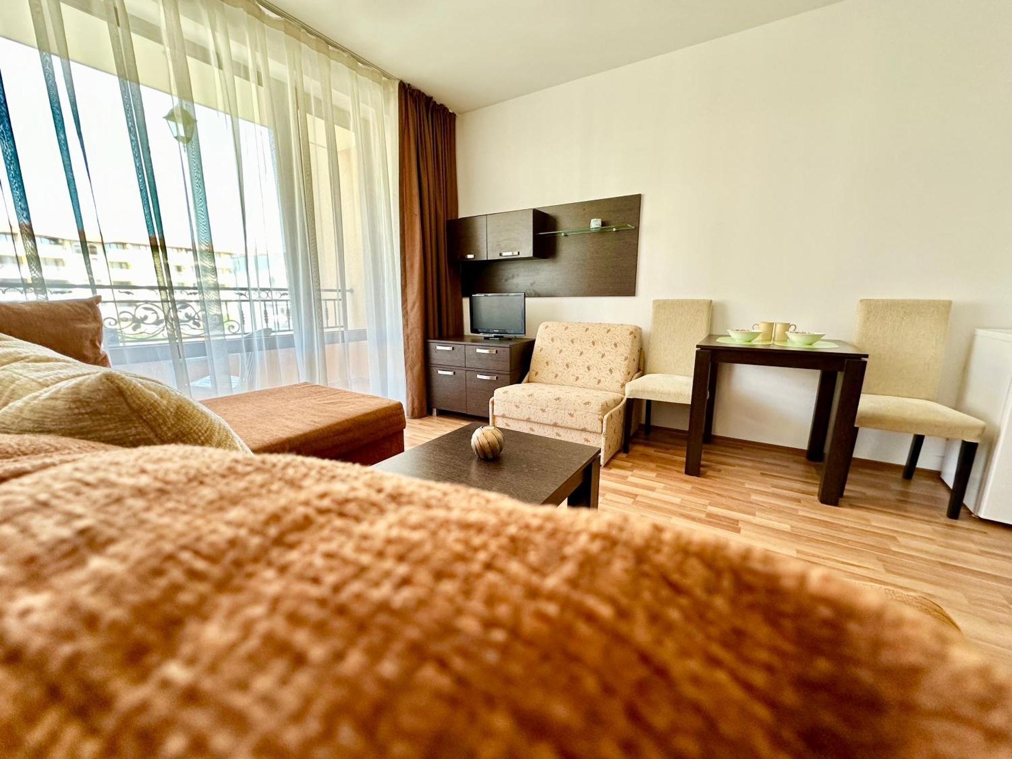 Menada Diamant Apartments Slăntjev Brjag Rum bild