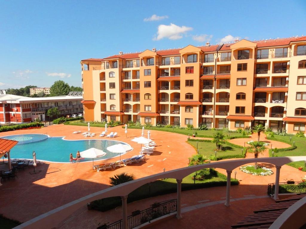 Menada Diamant Apartments Slăntjev Brjag Exteriör bild